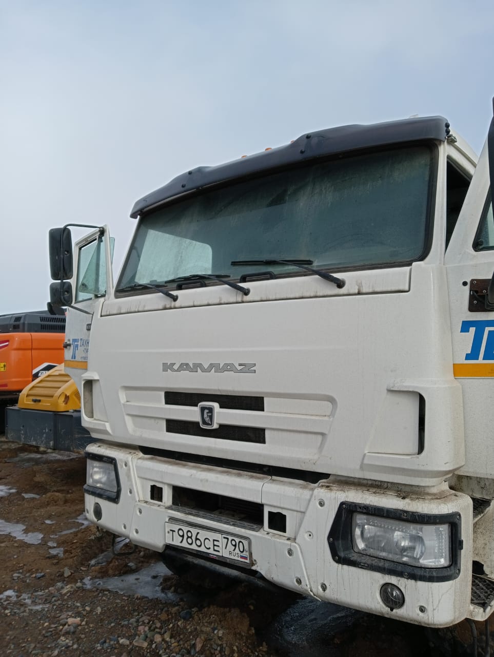 КамАЗ 53504 6x6 Седельный тягач 2022 г.